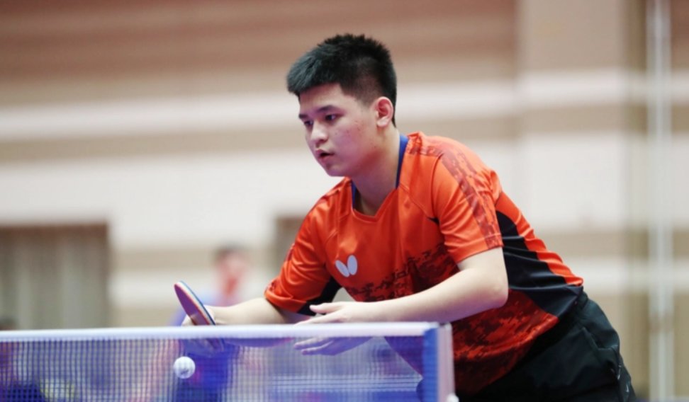 他的表现不 他的表现不